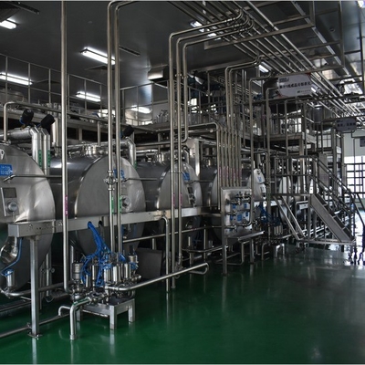 Προσαρμοσμένη τάση πλήρης αυτόματης 5000b / h γραμμή επεξεργασίας γάλακτος ρυζιού με συσκευασία μπουκαλιού