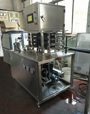 50kg/h εργαστηριακός αποστειρωτής για την πάστα ντομάτας με υλικό SUS304/SUS316 και πλήρη αυτοματοποίηση