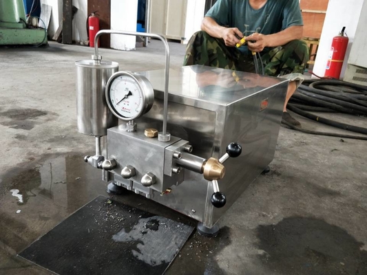 Πολωνικό καθρέφτη γυαλισμένο 20L/H μικροσκοπικό ομογενοποιητή γάλακτος για επεξεργασία μικρών παρτίδων