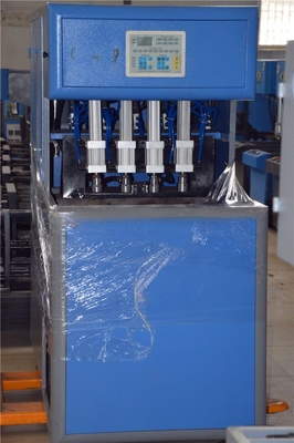 1250 KG Βάρος χειρός λειτουργεί 4 κοιλότητες καθαρό μπουκάλι νερού μηχανή χύτευσης 220V / 380V / 415V / 440V / 480V τάση