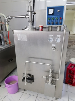 Πολωνικό καθρέφτη γυαλισμένο 150L/H συνεχής σκληρό ψυγείο παγωτού για την παραγωγή σε όγκο