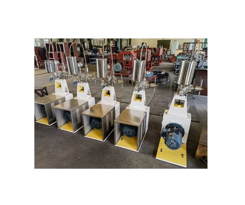 Πρόσθετη τάση 220V/380V 300L/H Υψηλής πίεσης εργαστηριακός ομογενοποιητής για τη μεταποίηση γάλακτος τύποι ποτών
