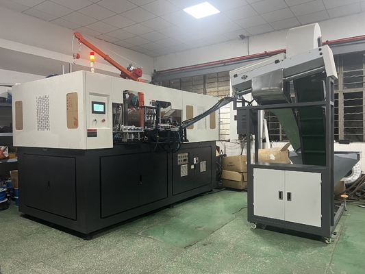 2800KG Full Auto 4 Cavity Servo Motor πλαστικό μπουκάλι τεντώματος φουσκώματος μηχανή για την παραγωγή ανθρακούχων ποτών