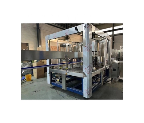 Μηχανή πλήρωσης μπουκαλιών PET 2500*1500*2300mm Ιδανική για την παραγωγή μεταλλικού νερού